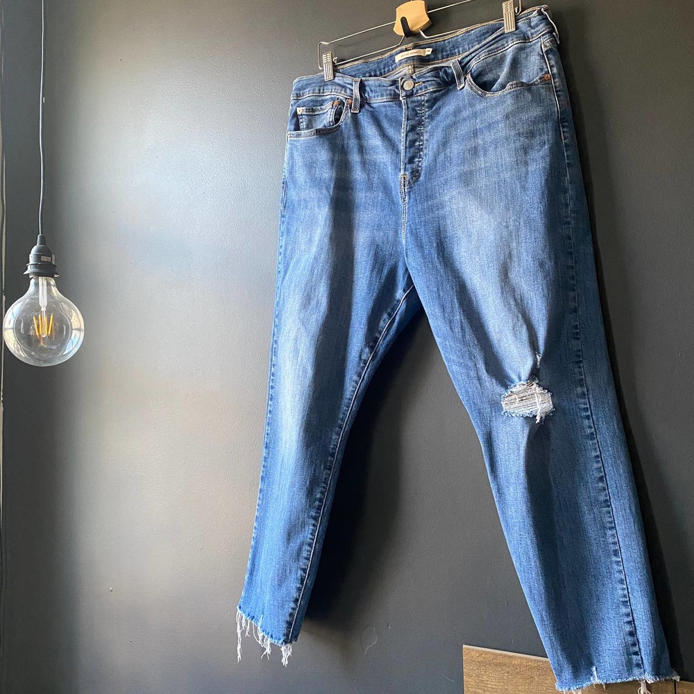 Levi's Wedgie Skinny Ripped Button Fly High Rise Jeans 20W - Picture 9 of 9